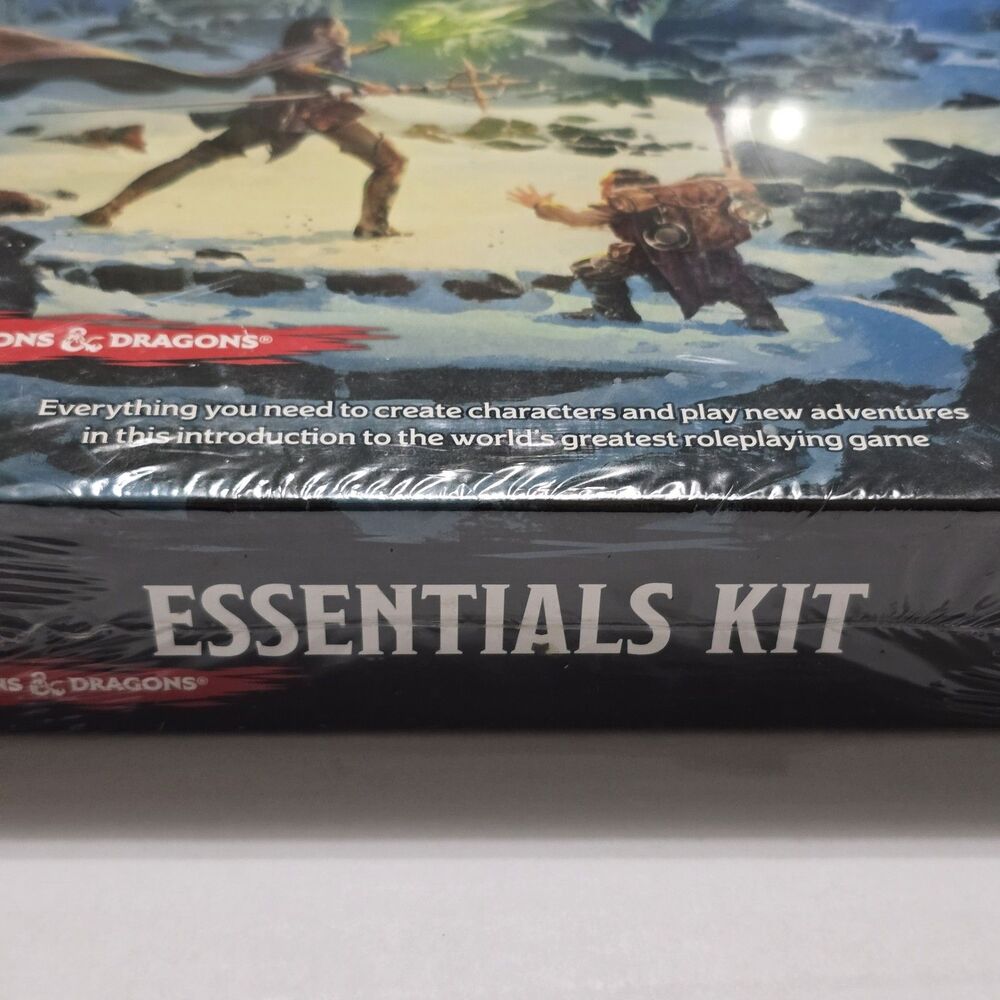 Dungeons & Dragons Essentials Kit Factory Sealed Dragon of Icespire Peak D&D New - Picture 2 of 5